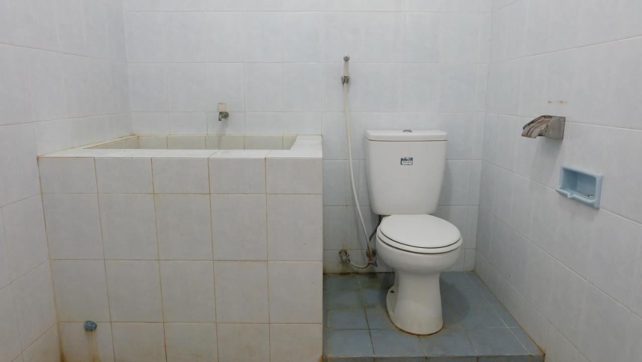 Homestay Jogja Dekat Gembiraloka By Simply Homy Yogyakarta Exterior foto